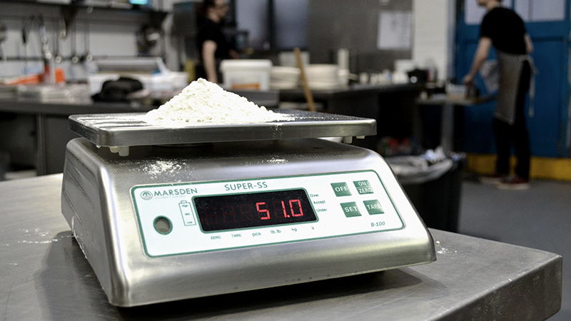Baking Precision: Why Food Scales Beat Measuring Cups